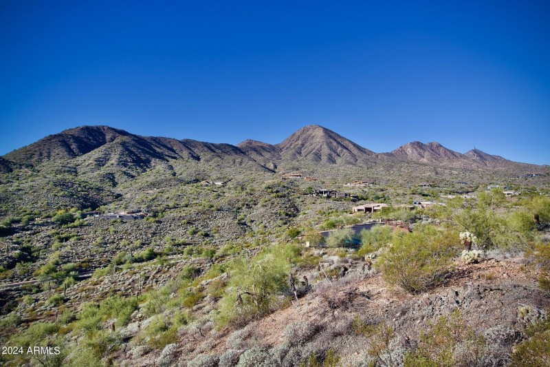 thumbnail_EN Lot 21 Acre Lot 11