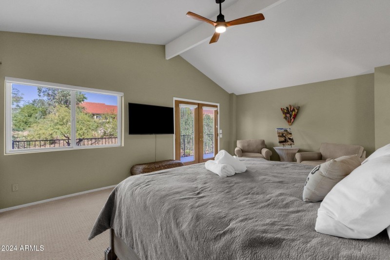 32-web-or-mls-15728-e-burro-dr