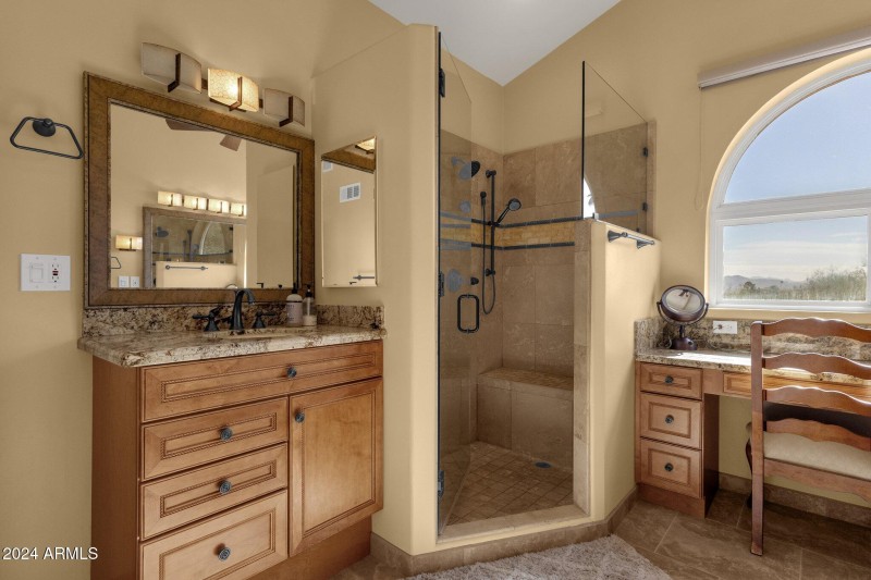 35-web-or-mls-15728-e-burro-dr