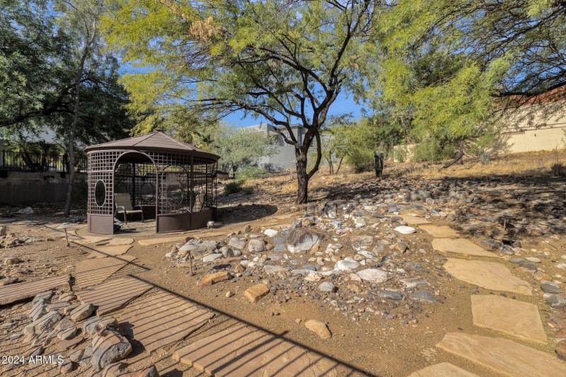 47-web-or-mls-15728-e-burro-dr