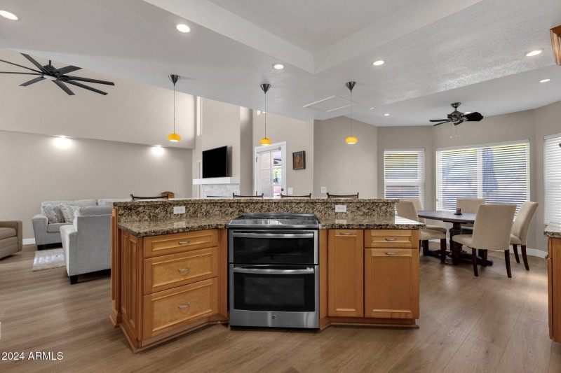 19-web-or-mls-15728-e-burro-dr