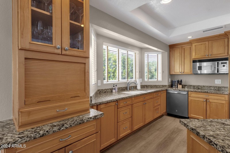 21-web-or-mls-15728-e-burro-dr
