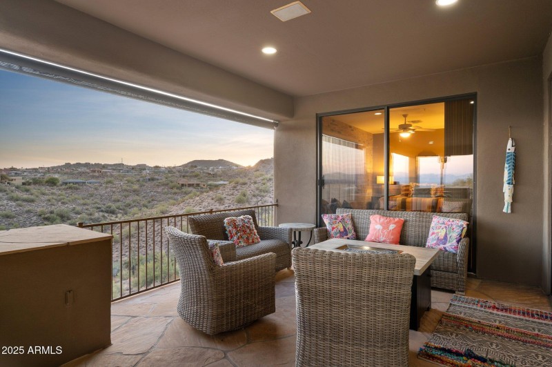 Lwer Level Patio Seating
