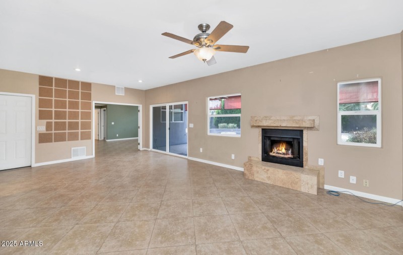 17309 E Rosita Dr-large-007-023-17309 E