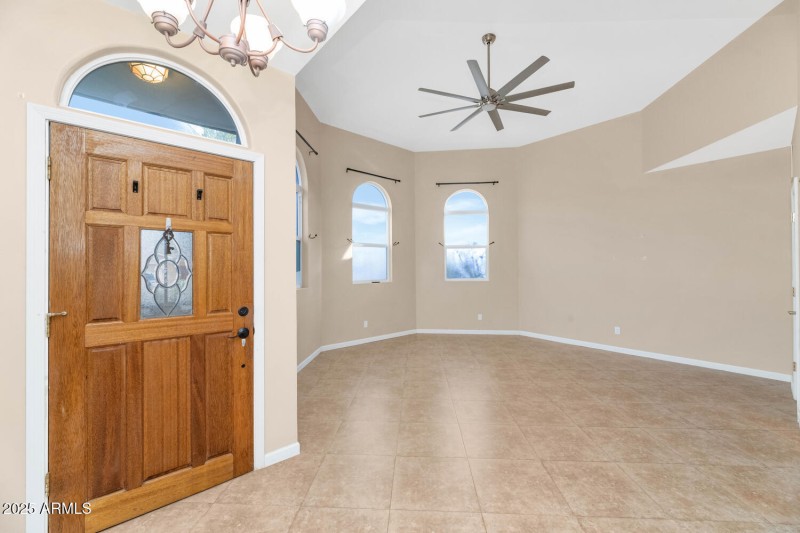 17309 E Rosita Dr-large-013-025-17309 E