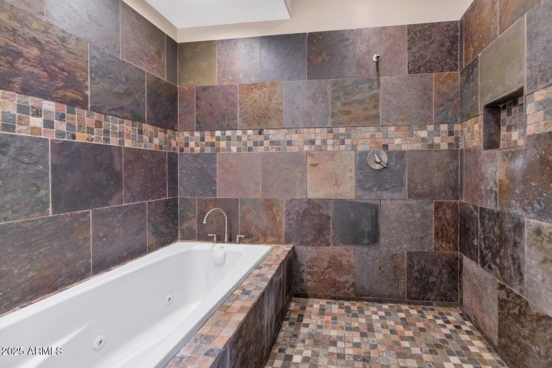 17309 E Rosita Dr-large-019-028-17309 E