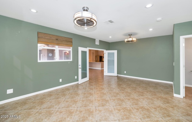17309 E Rosita Dr-large-026-035-17309 E