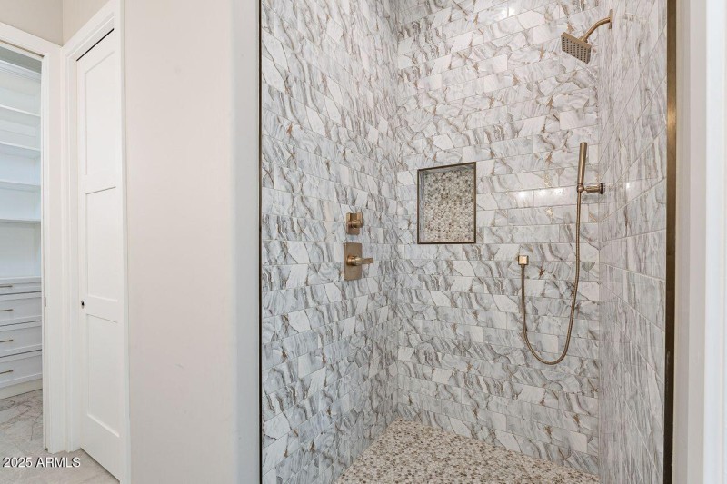 Gorgeous primary shower