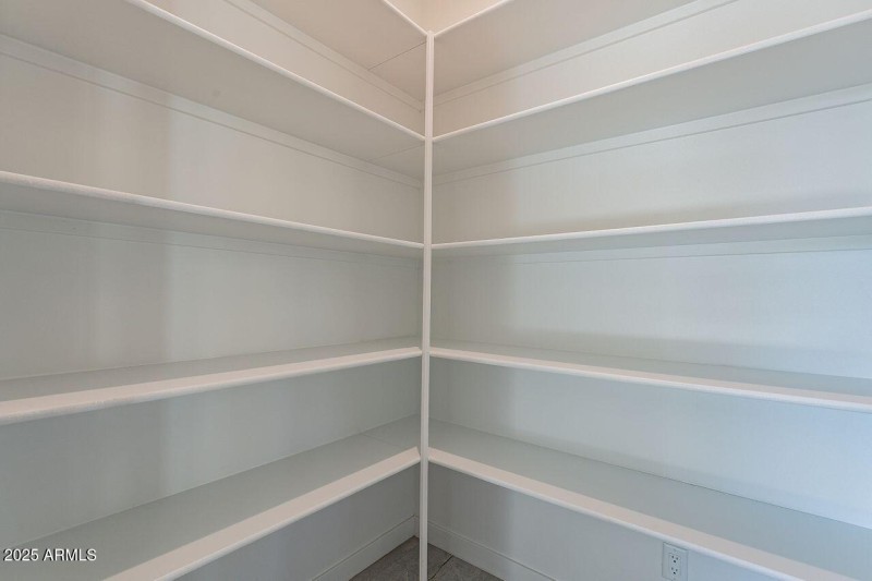 Walkin pantry