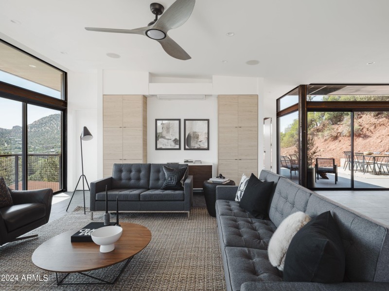 RR-Erwin-Asul-0060-scaled