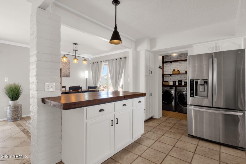 12-web-or-mls-16920-e-deerskin-dr