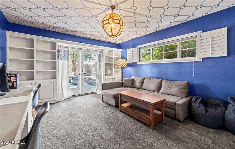 28-4721 E Calle Redonda 28