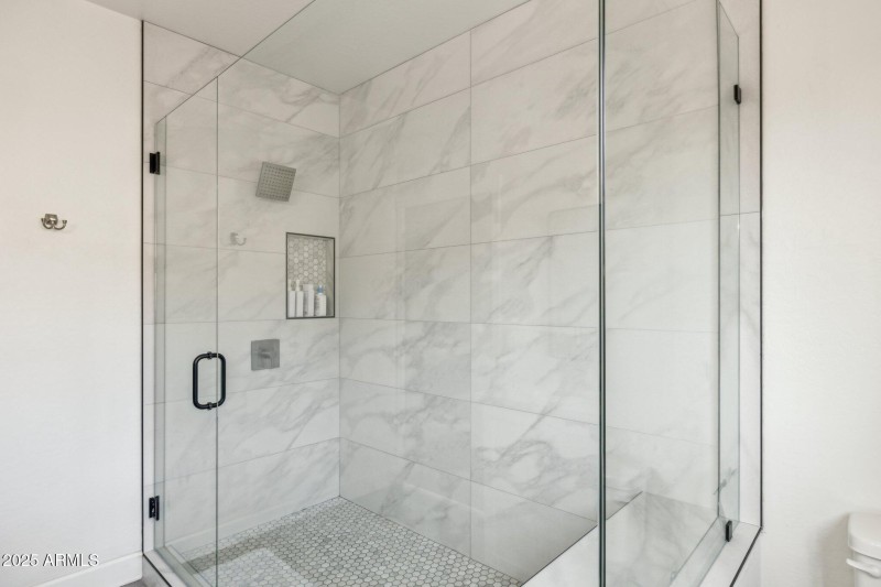 19-web-or-mls-16710-e-trevino-dr