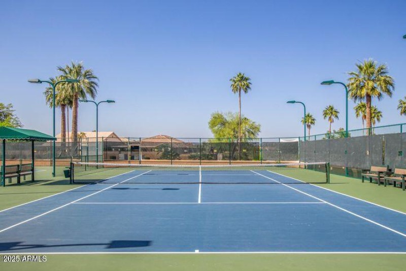 6447 S Snead DR, Sun Lakes