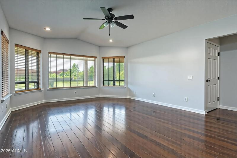 collov-ai_20250913233843_dv50cu