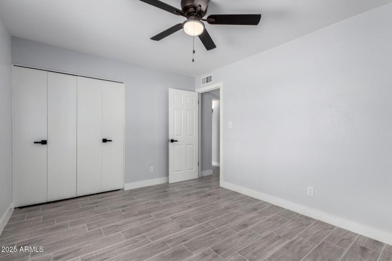 Main house guest bedroom