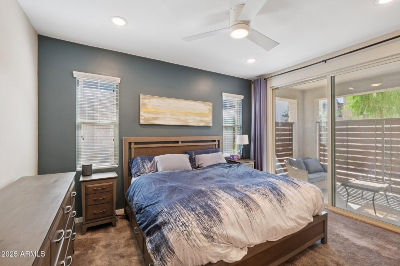 23-web-or-mls-E Furness Dr-S2009-019