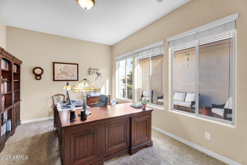 18-web-or-mls-1150 E Via Sicilia-28