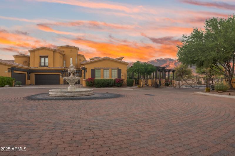 5370-S-Desert-Dawn-Dr-Unit-72-50