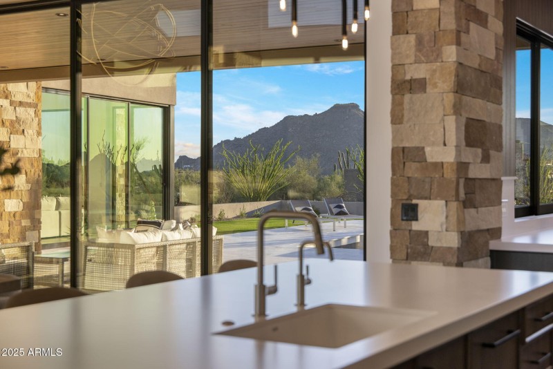 43-web-or-mls-D46A8908