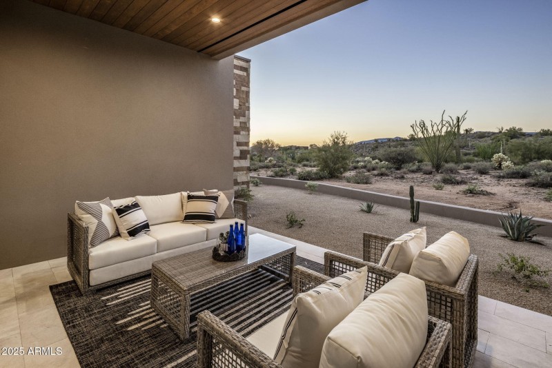 54-web-or-mls-D46A9012