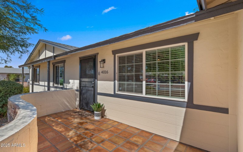 3-web-or-mls-Front yard2