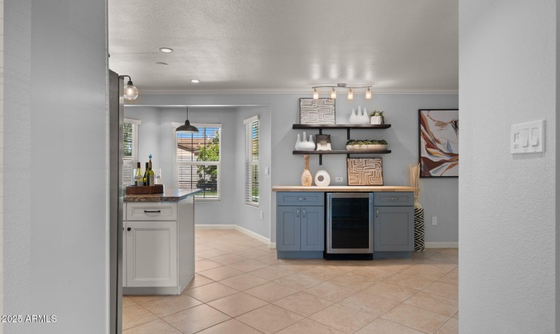 7-web-or-mls-Great Room