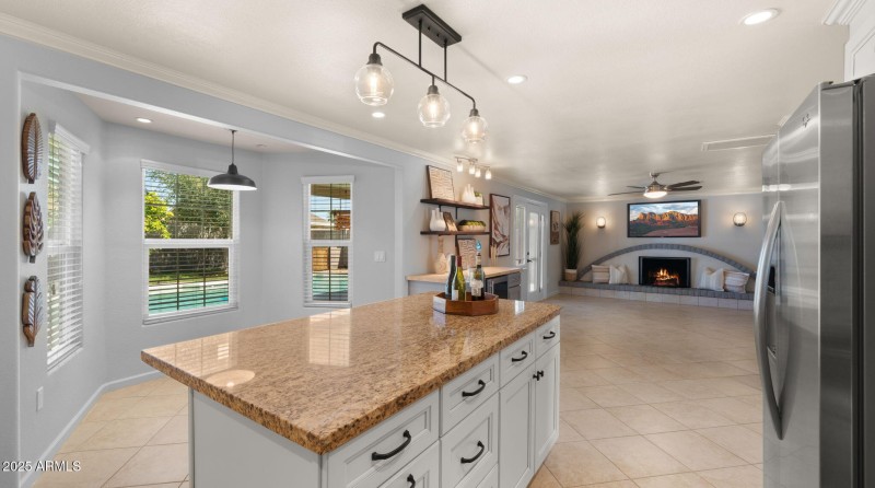 8-web-or-mls-Great Room1