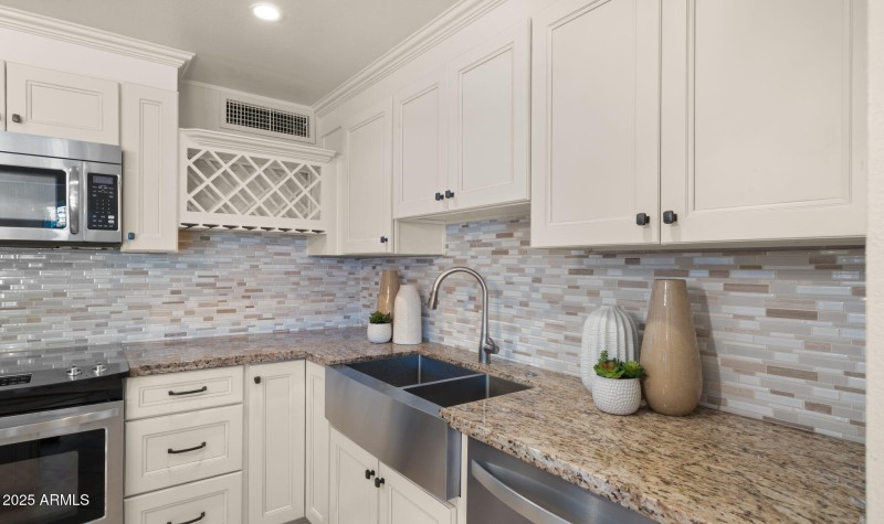 15-web-or-mls-Great Room8