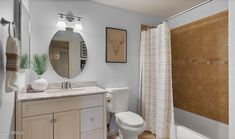 23-web-or-mls-Full Bathroom