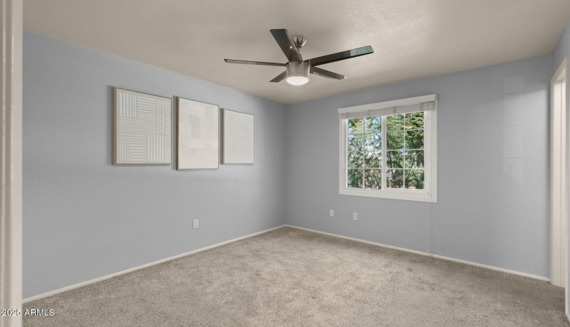 24-web-or-mls-Primary Bedroom2
