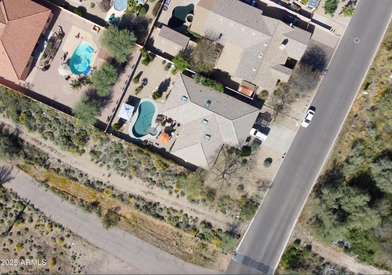 1A07C055-46CD-4B37-BB39-B8E90E014328