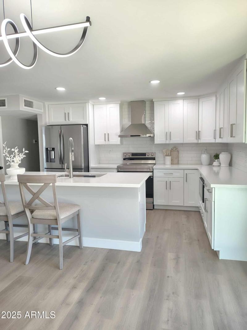 22b2ec34-f9bb-436c-ac1e-4cf2f627c7d1