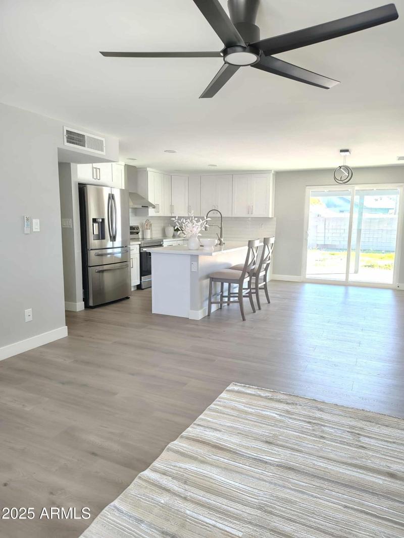 a61e51fd-434c-42a4-bb80-4b396be9de40