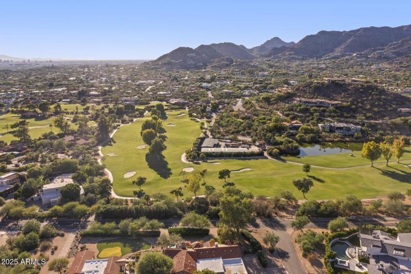 Paradise Valley Country Club
