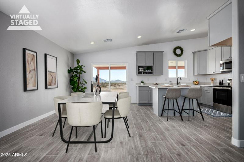 42761 W INDIANOLA AVE, Tonopah, AZ 85354