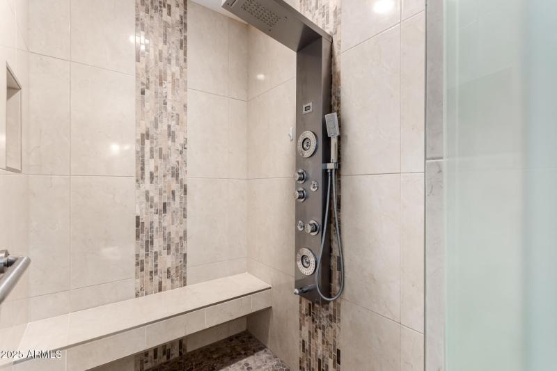Gorgeous large primary shower
