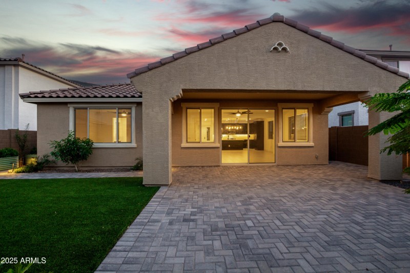 747bece3a274d3d8a073a6c1cda91763