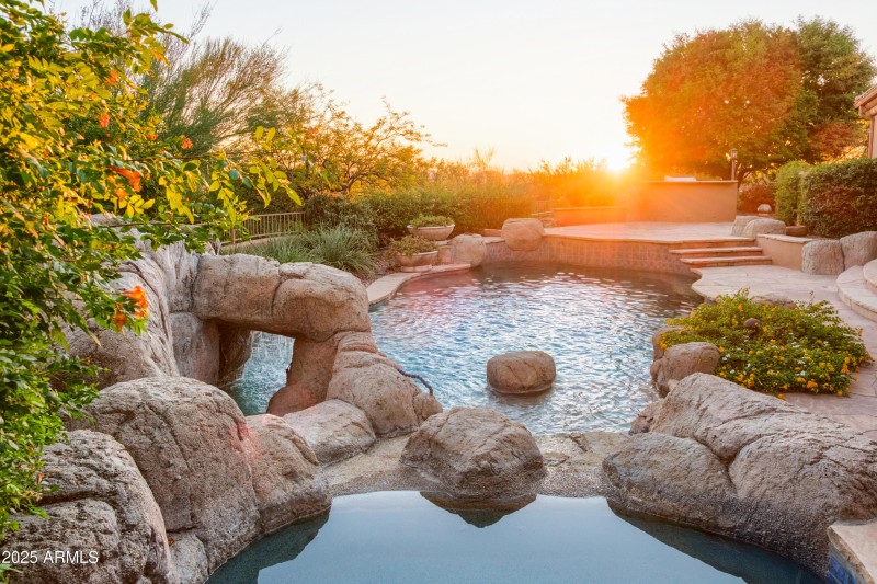 Pool,Spa. Water Feature