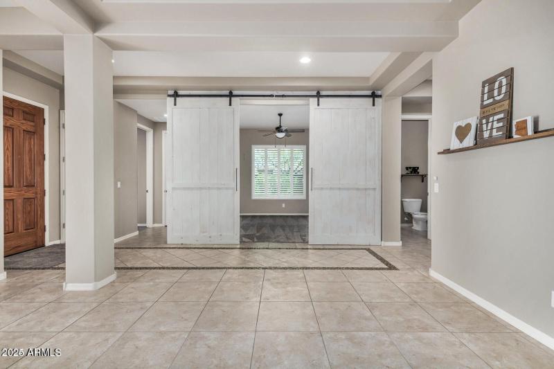 Inviting Front Courtyard