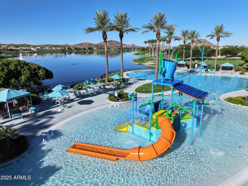 Lakeside Splash Pool