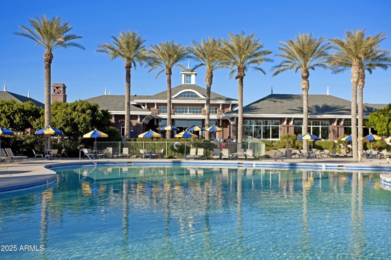 Resort-Style Clubhouse & Pool