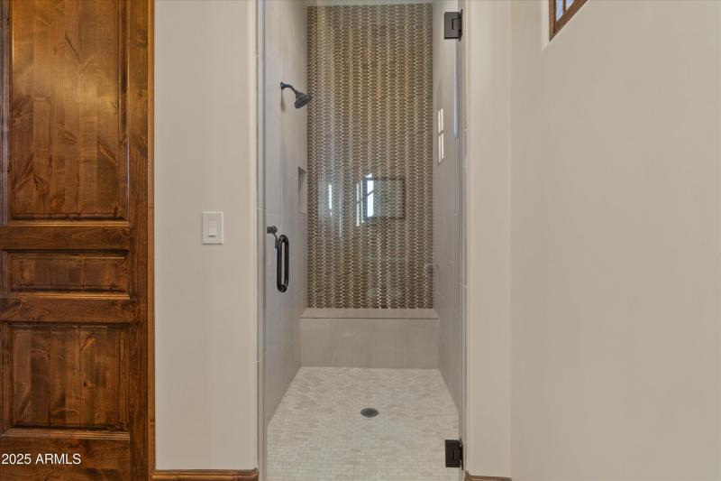 Dual Vanity Bathroom 3