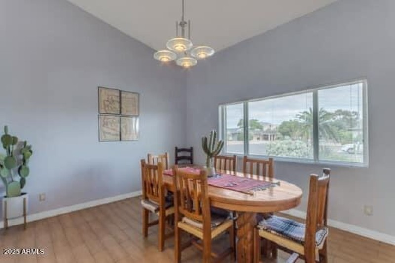 large-a902084b-c93b-4558-8b5e-2f9153345a