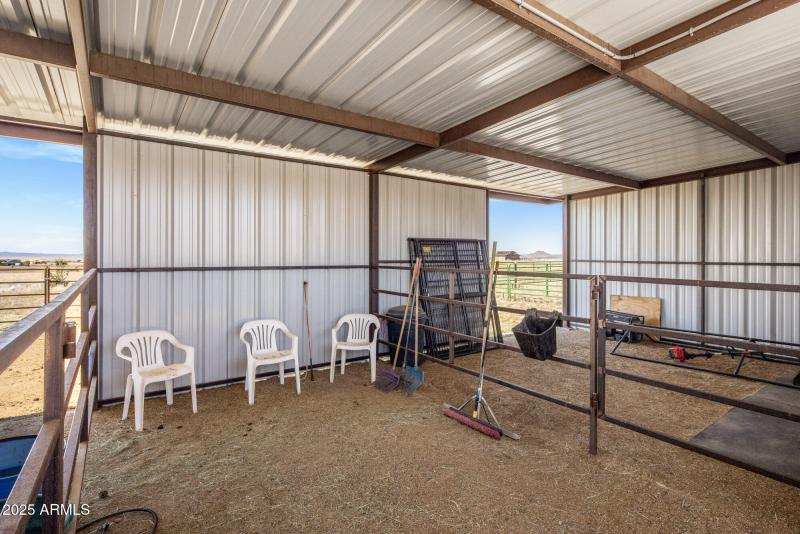 16' x 42' 2 stall barn