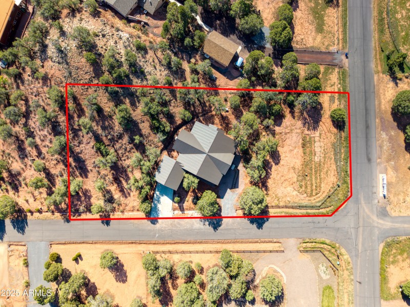 approximate lot lines