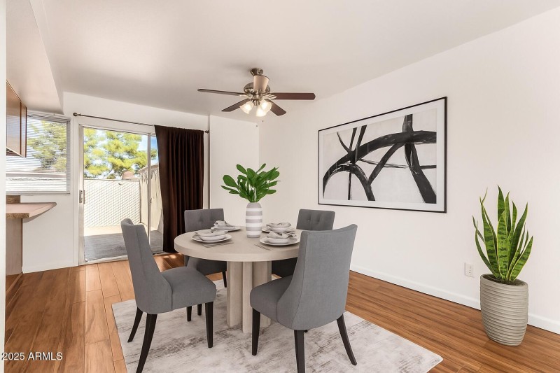 Baker Dining Area Staged