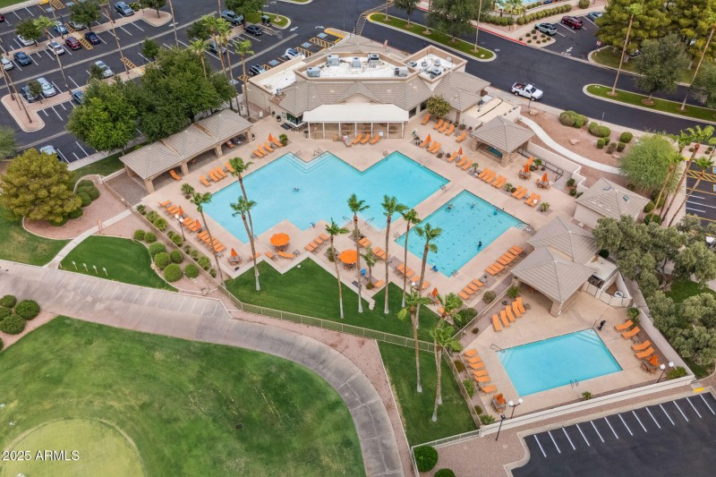 051-oakwood-country-club