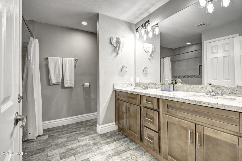 4101 E Nisbet Rd (26)