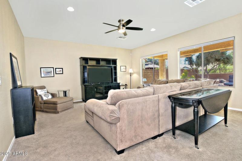 5763 W Admiral Way Florence AZ-large-010